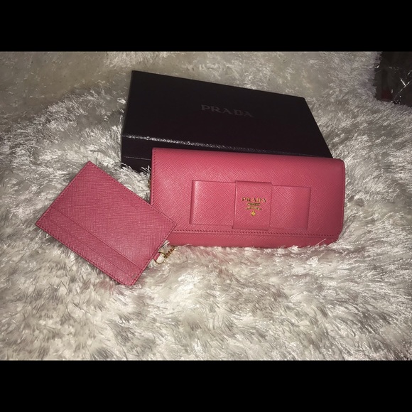 Prada pink wallet with card case - Picture 1 of 5